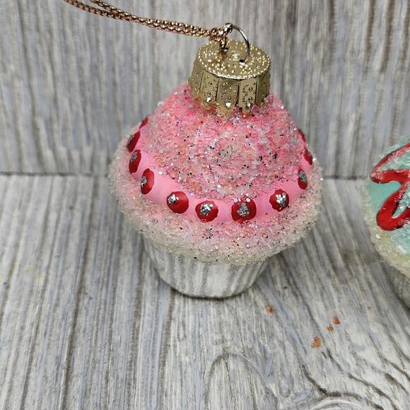 Vintage Glass Cupcake Christmas Ornaments Set 3 Glitter Holiday Tree Decor Sweet - Picture 4 of 7